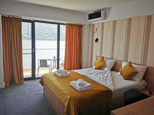 Hotel Pensiunea Sunshine