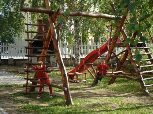 Hostal L�z�r Pension & Restaurant