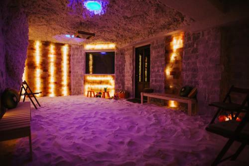 Hostal L�z�r Pension & Restaurant