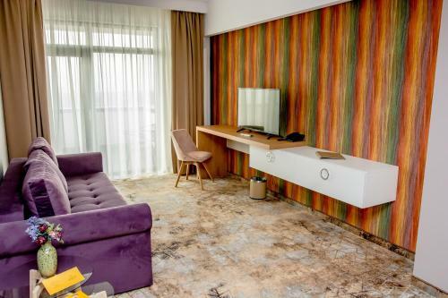 Grand View Hotel & Suites Copou