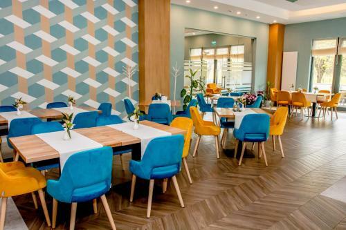 Grand View Hotel & Suites Copou
