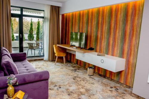 Grand View Hotel & Suites Copou