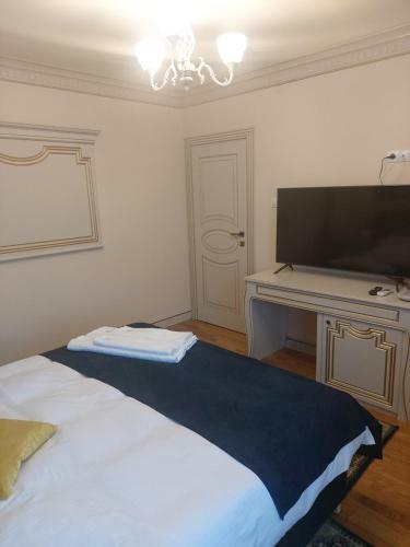 Bed & Breakfast Sky Park Home