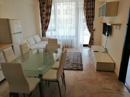Premian Apartments #1