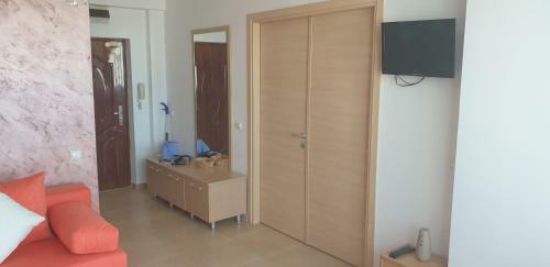 Monaco Apartments Mamaia