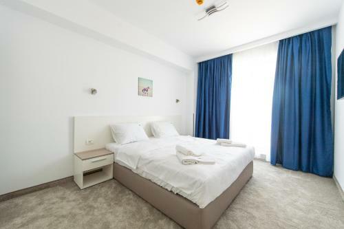 Zip Apartments