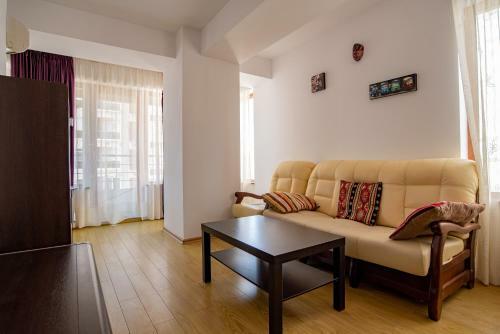 Apartel Anelis