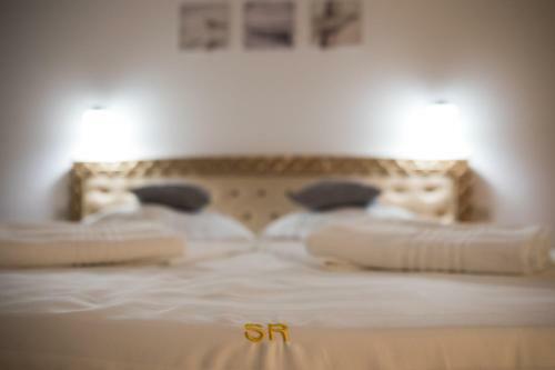 Hotel Salos Beach Resort