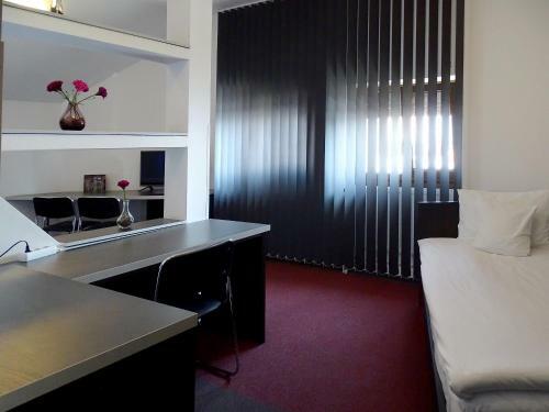 Prince Hotel