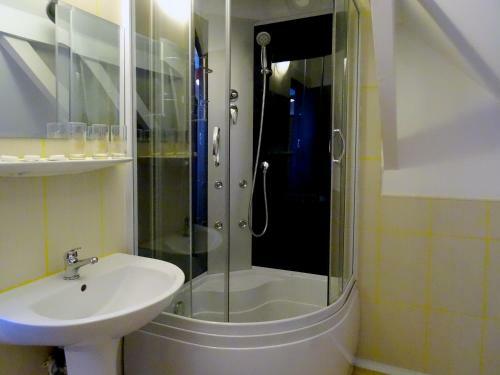 Prince Hotel