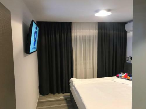 Three-bedroom Luxury Apartment Marina
