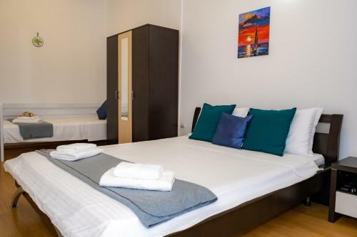 Mida Summer Apartments