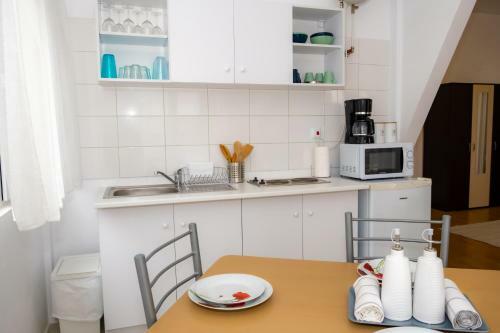 Mida Summer Apartments