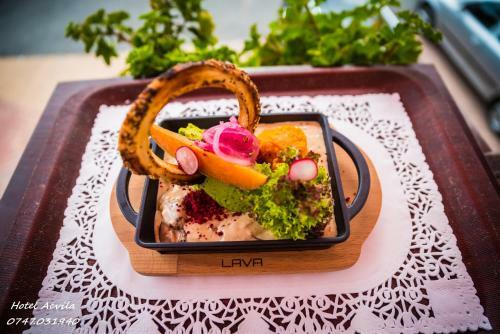 Hotel Acvila