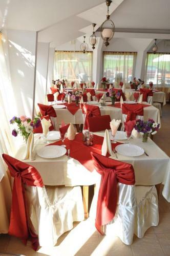 Hotel Acvila