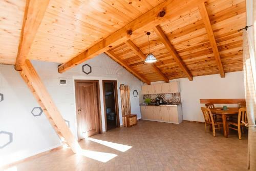Hotel Apartamente Isai- Muntele Mic