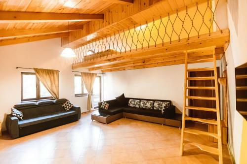 Hotel Apartamente Isai- Muntele Mic