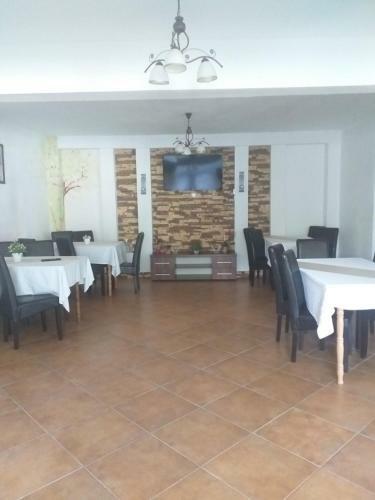 Hostal Pensiunea Rares