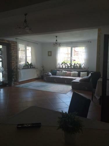 Hostal Pensiunea Rares
