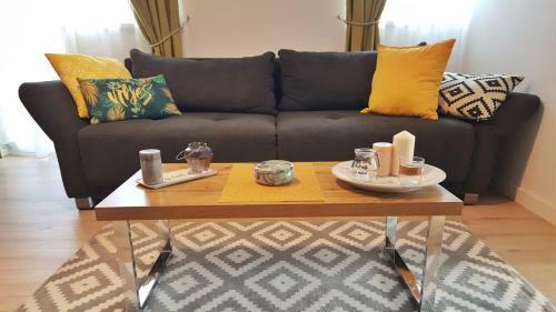 Lovely 2 Bedroom Central Apartment