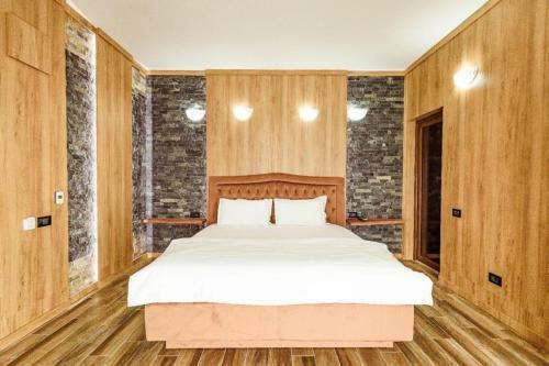 Hostal L?invidia