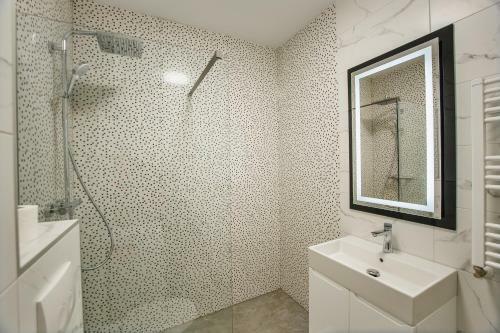 Fantastic Apartment At Prima Residence