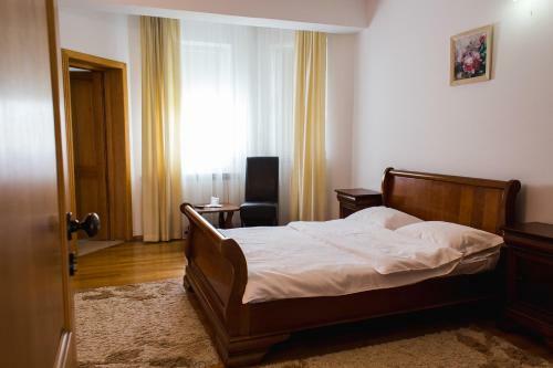 Hostal Pensiunea Roua
