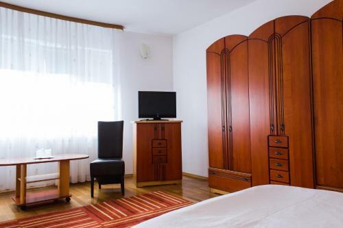 Hostal Pensiunea Roua