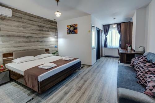 Hostal Pensiune Pavo