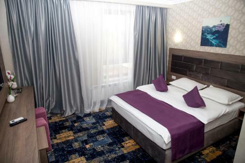Hotel Yarus Plus