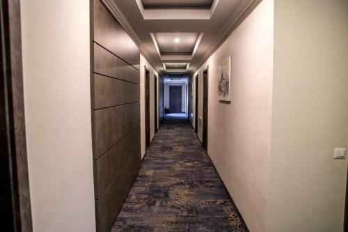 Hotel Yarus Plus