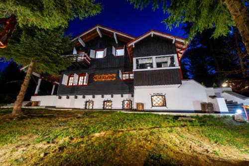 Villa Neverland Bear Valley