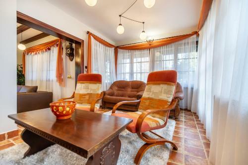Villa Neverland Bear Valley