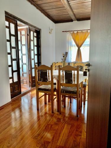 Hostal Pensiunea Restaurant Bucovina (Carmeniasrl)