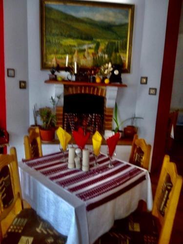 Hostal Pensiunea Restaurant Bucovina (Carmeniasrl)