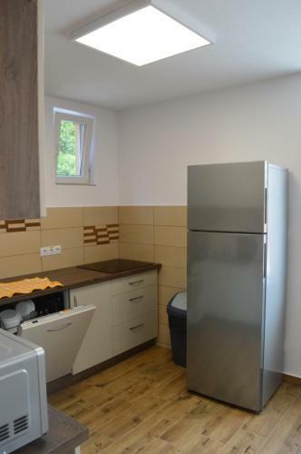 Hostal Cazare 77
