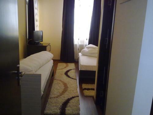 Hostal Pensiunea Valea Cascadelor