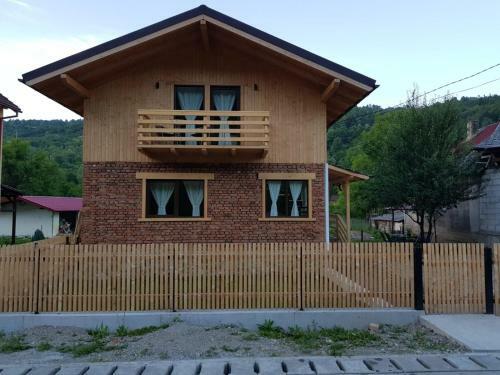 Hostal Guest House Carpathia