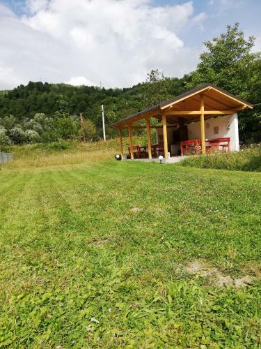 Hostal Guest House Carpathia