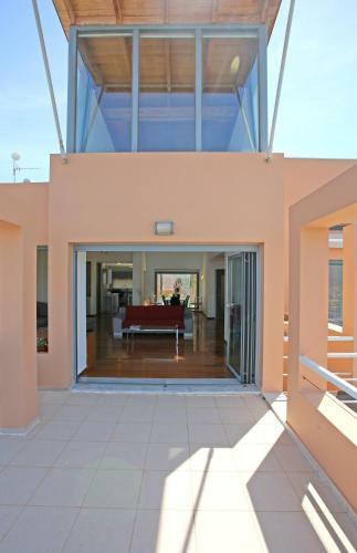 Villa Unlimited Blue