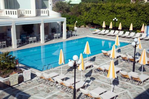 Aparthotel Kedrissos Hotel
