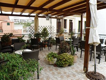 Hostal Idramon Hotel