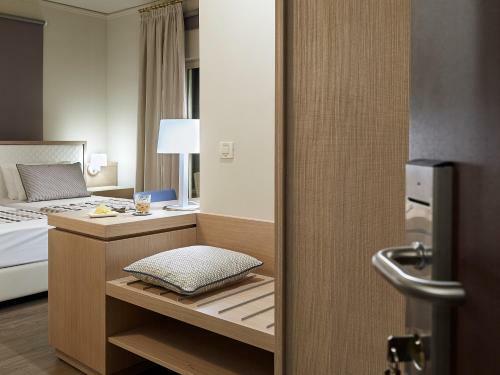 Irida Hotel