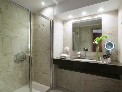 Irida Hotel