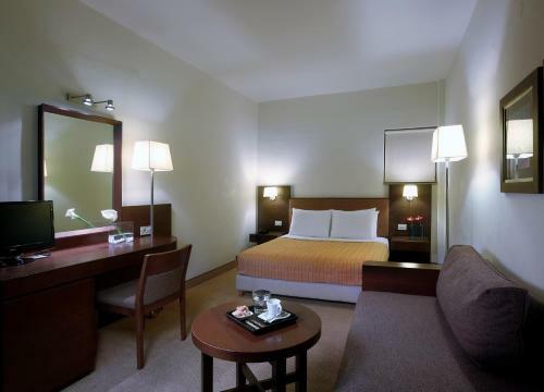 Irida Hotel