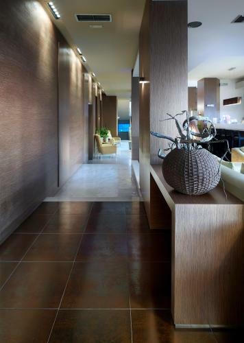 Irida Hotel