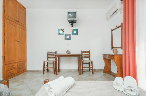 Hostal Skarmoutsos Studios