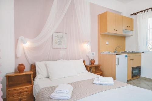 Hostal Skarmoutsos Studios