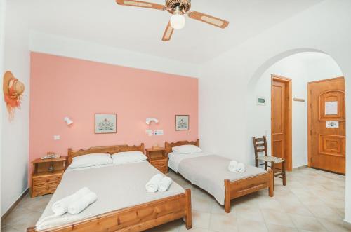 Hostal Skarmoutsos Studios