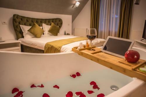 Hotel Boga Rooms